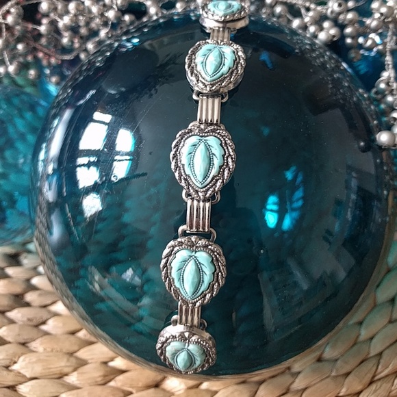 Vintage Jewelry - VTG silver tone, blue celluloid link bracelet